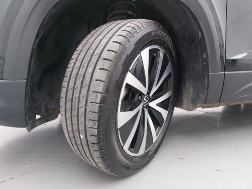 Volkswagen Taos 1.4 250 TSI TOTAL FLEX HIGHLINE AUTOMÁTICO