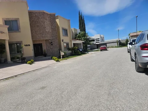 Casa En Venta En Colonia La Rioja Residencial, Torreón, Coahuila De Zaragoza