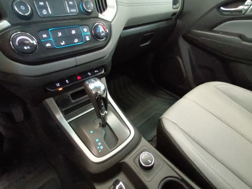 Imagen 11 de 23 de Chevrolet S10 4x4 At 2023 Mr