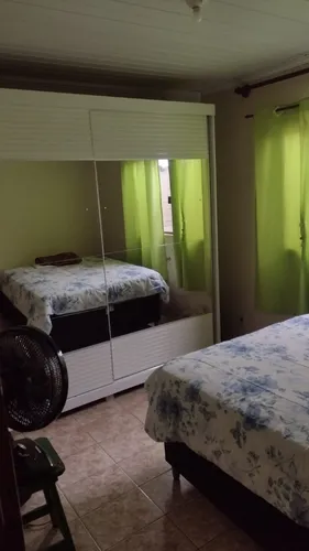 Vendo Lote No Gama Contendo 3 Casas