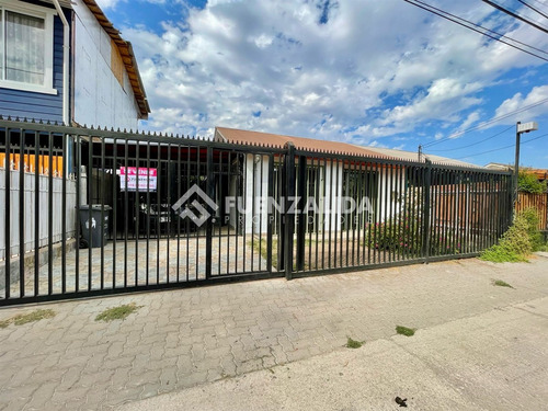 Casa En Venta De 184mts2 De Terreno En Estación Central