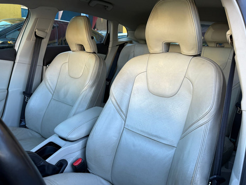 Volvo V40 Volvo V40 T4 Dynamic 2.0