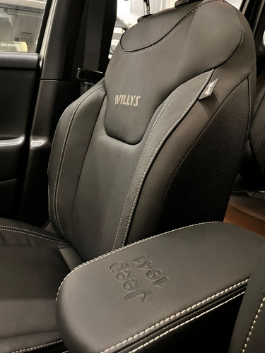Jeep Renegade WILLYS T270 AT9 4X4