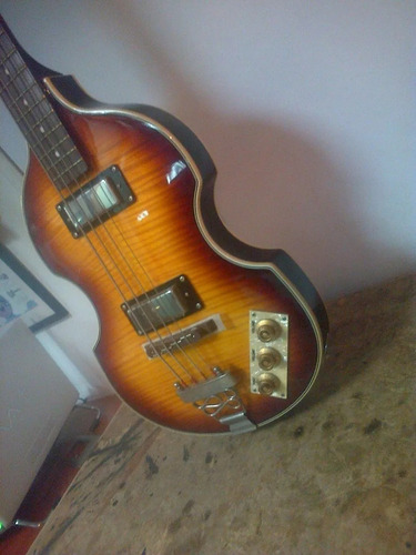 Imagen 2 de 6 de EpiPhone Viola Electric Bass Guitar, Vintage Sunburst