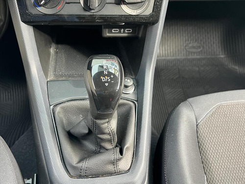 Volkswagen T-Cross 1.0 200 TSI TOTAL FLEX SENSE AUTOMÁTICO