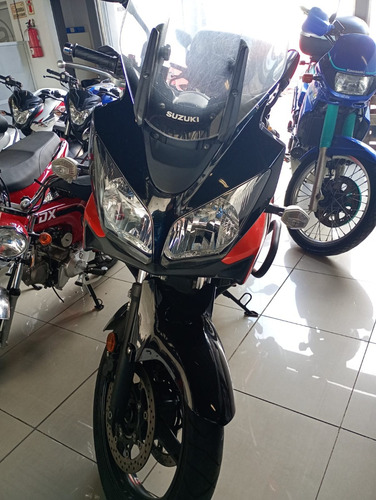 Suzuki V-strom 650 2009