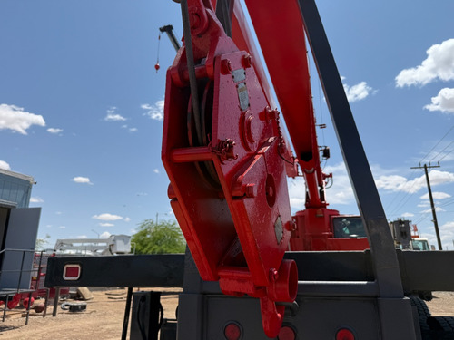 Grua Titan 2002 Sterling Con Manitex 2892c De 28 Toneladas
