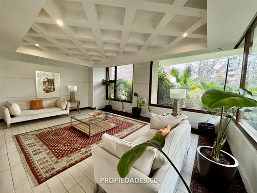 Departamento En Venta De 5 Dorm. En Las Condes