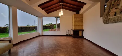Apartamento En Venta En Santa Helena. Cod V12784