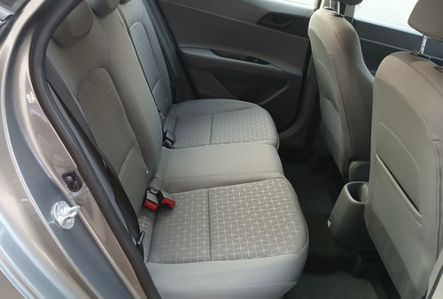 Hyundai HB20S 1.0 Comfort Flex 4P