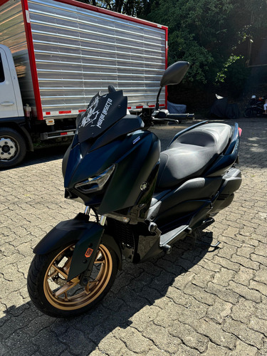 Yamaha Xmax 2023