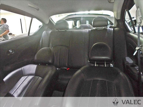Nissan Versa 1.6 16v Flexstart Sl