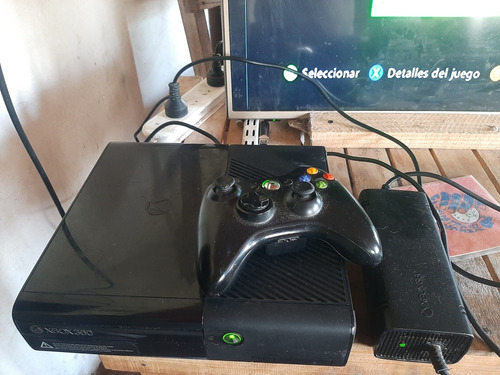 Consola Xbox 360, 4gb