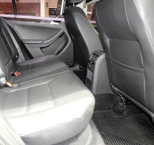 Imagen 7 de 25 de Volkswagen Vento 1.4 Highline Aut