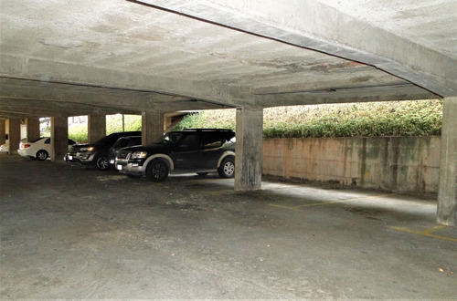 Imagen 11 de 12 de Pent House En Venta Con Hermosa Vista Al Volcan
