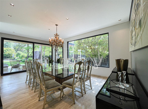 Vende Casa Impecable En Golf De Manquehue En Lo Barnechea