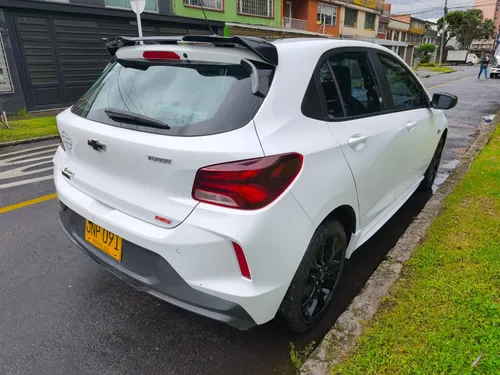 Chevrolet Onix 1.0T Rs Mt