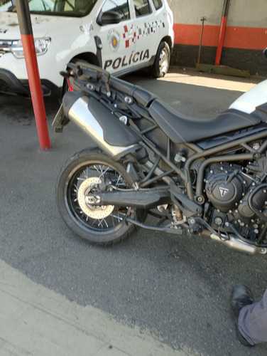 Triumph Tiger 800 Xcx