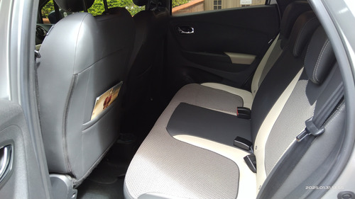 Renault Captur 2.0 Intens Automática
