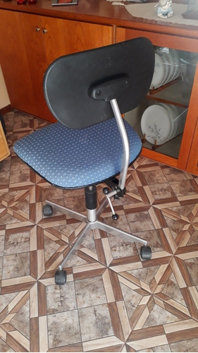 Imagen 10 de 10 de Tecnigrafo Mautren Mec,con Tablero Y Base . Uto A Contrapeso