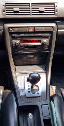 Audi S4 v8 4.2 S4 At