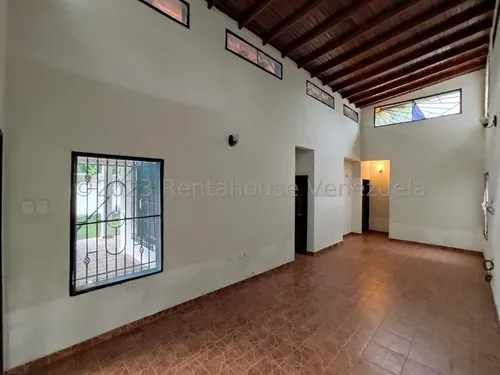 Casa En Venta En El Limon Brm