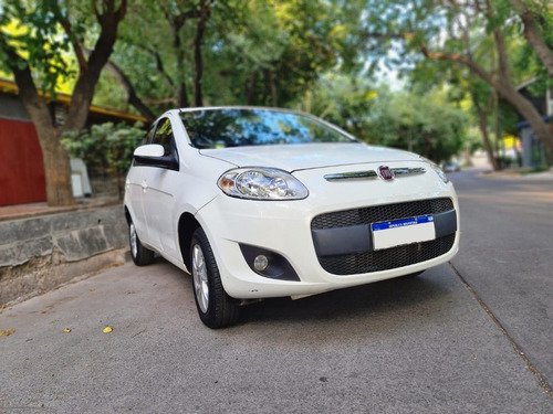 Imagen 13 de 16 de Fiat Nuevo Palio 1.4 5ptas Attractive Top 2016