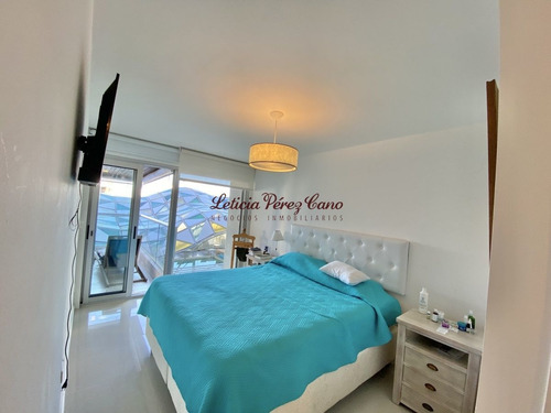 Imagen 7 de 14 de Venta De Apartamento De 2 Dormitorios En Edificio Icon Brava Punta Del Este