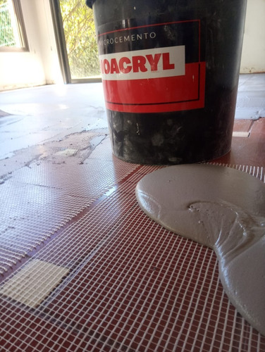 Base Niveladora X10m² Incluye Imprimacion Y Aditivo. Blanco
