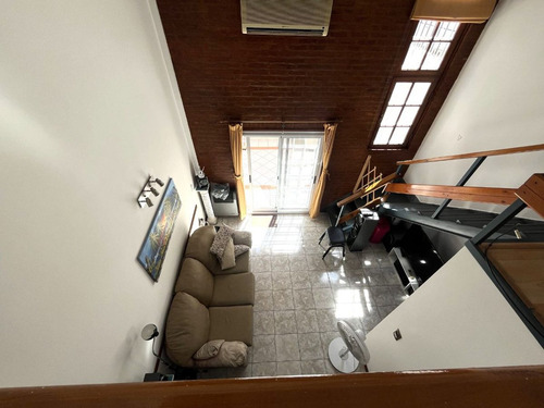 Venta Ph 2 Ambientes En Villa Pueyrredon Con Patio