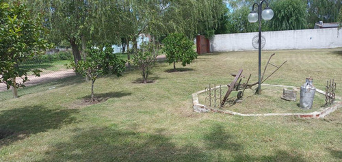 Casa En Venta - 2 Dormitorios 1 Baño - 75mts2 - Dudignac