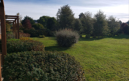 Casa En Venta De 4 Dorm. En Frutillar