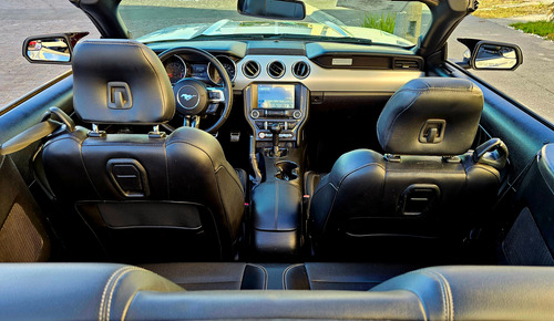 Ford Mustang 2.3 convertible automatico