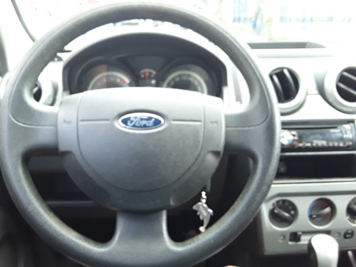 Imagem 10 de 15 de Ford Fiesta Sedan Flex Completo Apenas 62.300km Rodados
