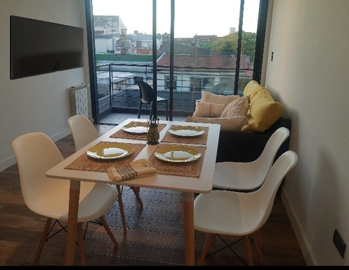 Imagen 3 de 12 de Excelente Departamento De 2 Ambientes A Estrenar Con Cochera -
