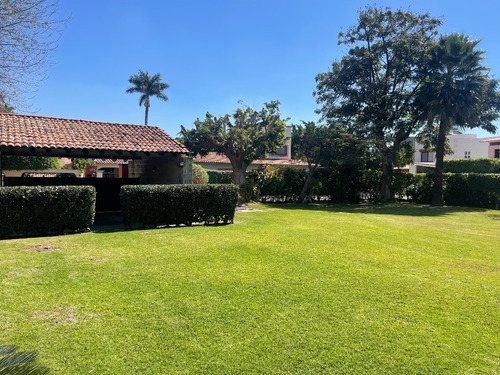 Terreno En Cuernavaca En Residencial Sumiya