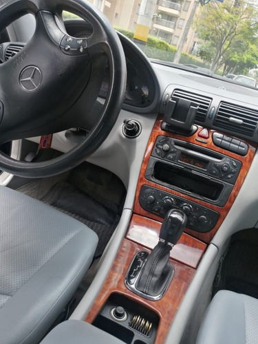 Mercedes-benz C200 2002 2.0 Kompressor