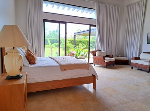 Cap Cana-green Village,se Renta Villa Amueblada De 3 Habitac