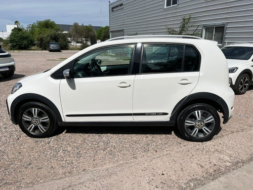 Volkswagen Up! 1.0 Cross Up!