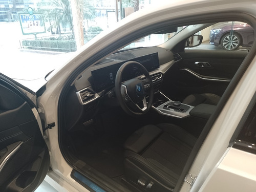 BMW Serie 3 2.0 320i Sedan Sportline