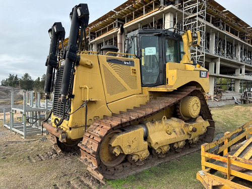 Topador Caterpillar D 8 T 2011