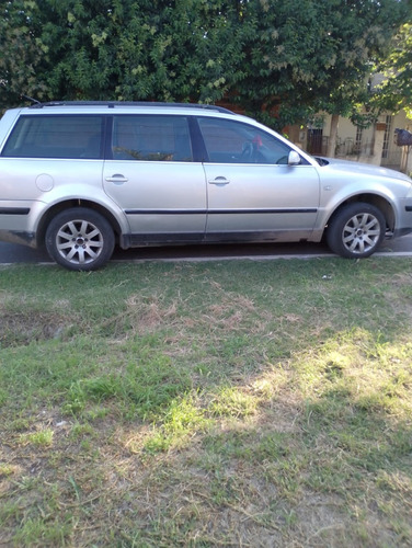 Volkswagen Passat Tdi Rural 5 Puertas