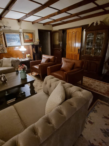 Campo Y Magnifica Casa En Quillón, Región Del Ñuble