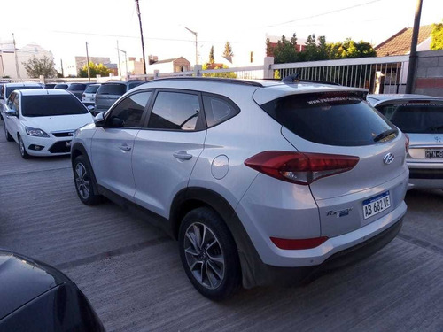 Hyundai Tucson 2.0 2wd 6at Panorama Sunroof 2017