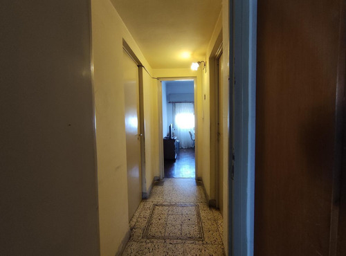 Imagen 9 de 21 de Casa De Tres Dormitorios C/parrilla Pileta Terraza Balcón - Zuviria 5867