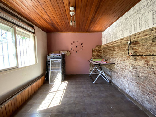 Imagen 10 de 11 de Casa En Venta De 2 Dormitorios En Berisso