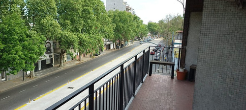 Departamento 3 Amb Villa General Mitre Con Balcon