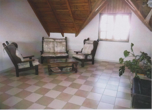 Imagen 21 de 30 de Importante Casa - Barrio Belgrano, Bariloche