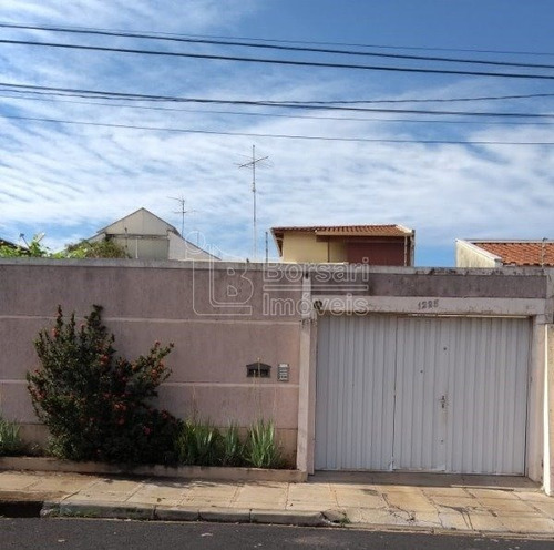 Imagem 3 de 6 de Venda De Casas / Padrão Na Cidade De Araraquara 8503