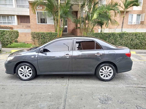 Imagen 3 de 9 de Toyota Corolla